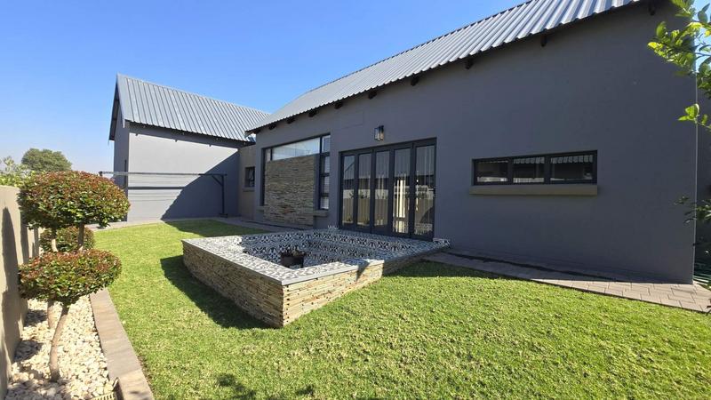 4 Bedroom Property for Sale in Leloko Lifestyle Estate North West